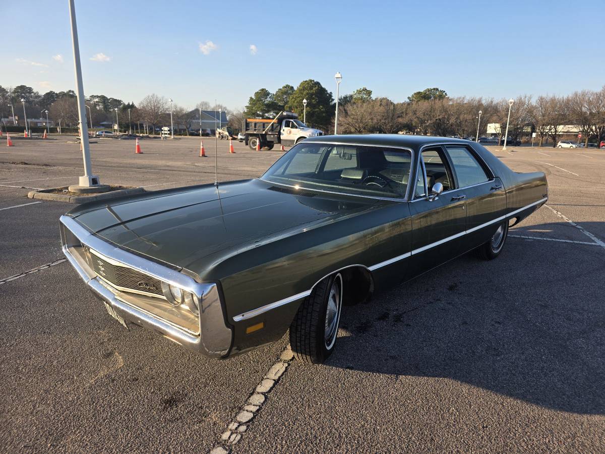 Chrysler-newport-1969-green-1