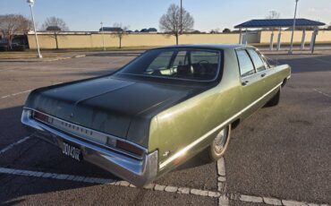 Chrysler-newport-1969-green-2