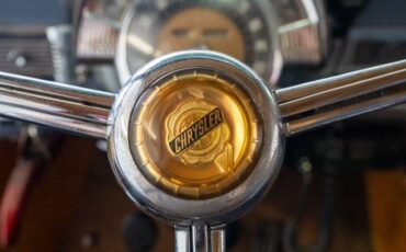 Chrysler-windsor-1949-10