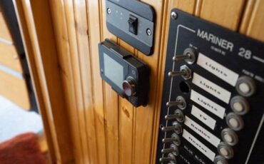 Chrysler-windsor-1949-8