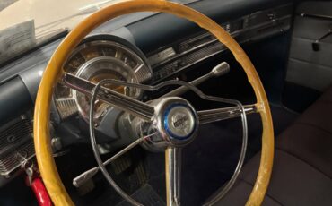 Chrysler-windsor-1950-grey-4