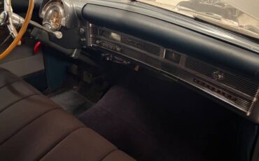 Chrysler-windsor-1950-grey-7