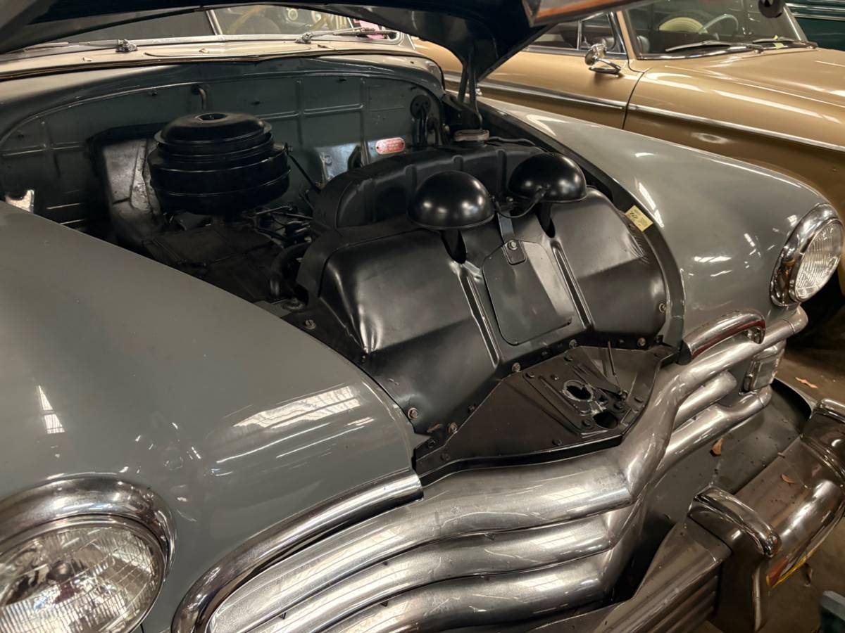 Chrysler-windsor-1950-grey-8