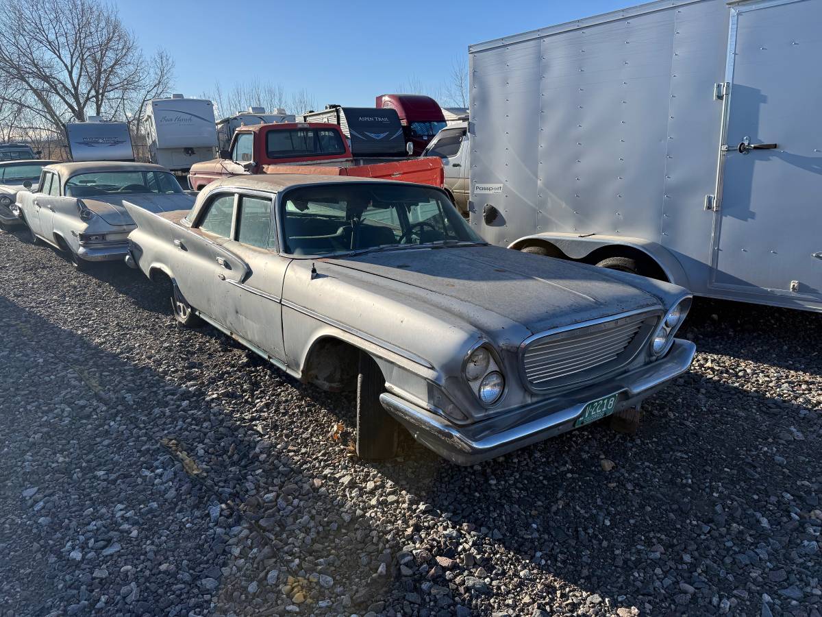 Chrysler-windsor-1961-white-5