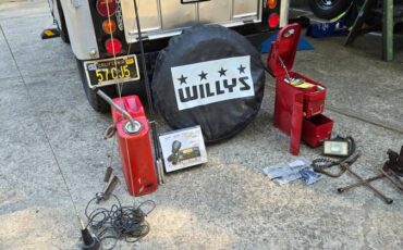 Cj5-willys-jeep-1957-silver-12