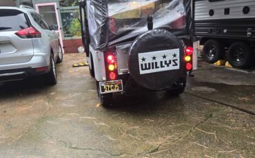 Cj5-willys-jeep-1957-silver-16