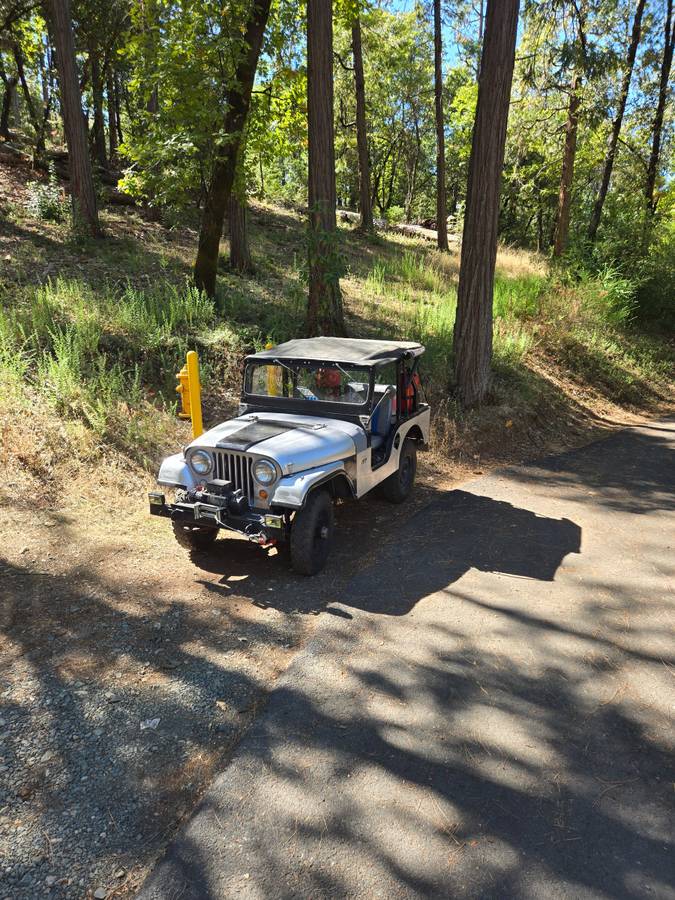 Cj5-willys-jeep-1957-silver-5