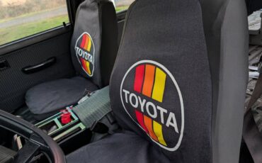 Classic-toyota-van-wagon-1985-2