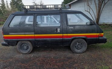 Classic-toyota-van-wagon-1985