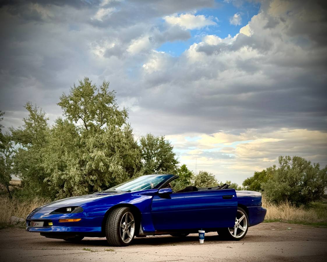 Comaro-z28-convertable-2-d-1995-3