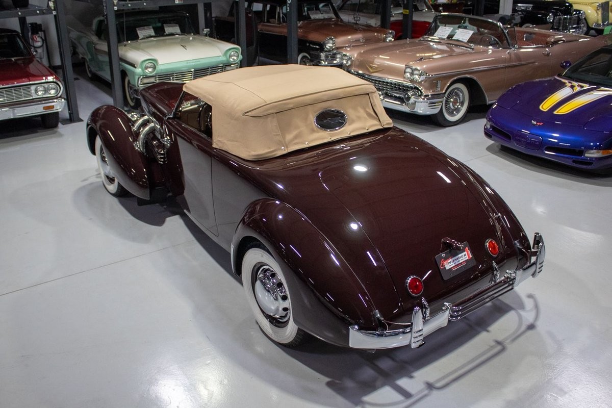 Cord-1937-Convertible-18