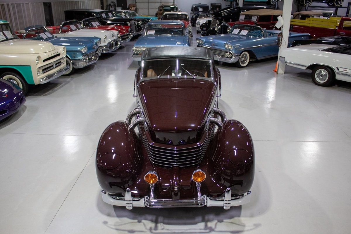 Cord-1937-Convertible-21