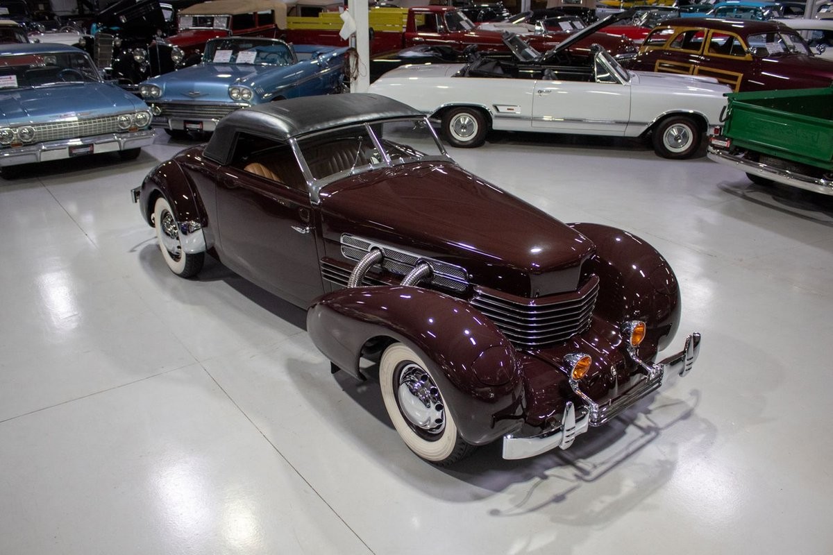 Cord-1937-Convertible-22
