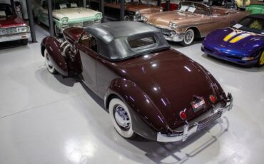 Cord-1937-Convertible-26