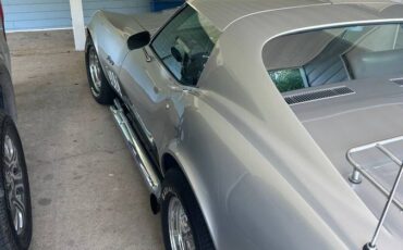 Corvette-1969-silver-3