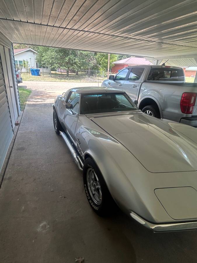 Corvette-1969-silver-7