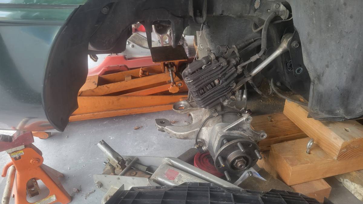 Corvette-coupe-1993-green-2