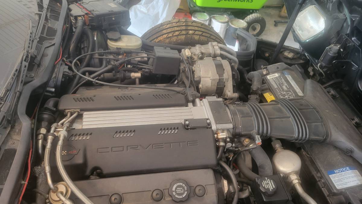 Corvette-coupe-1993-green-5