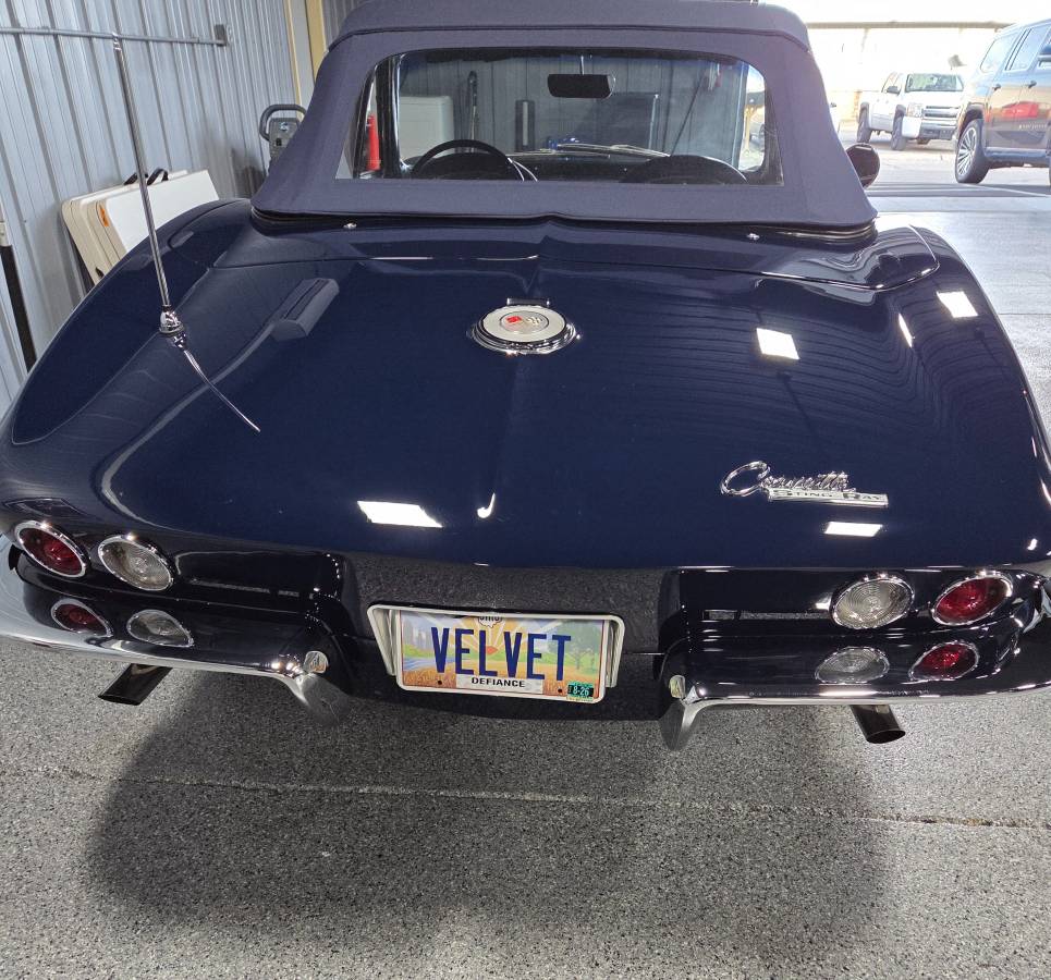 Corvette-sting-ray-1964-blue-10