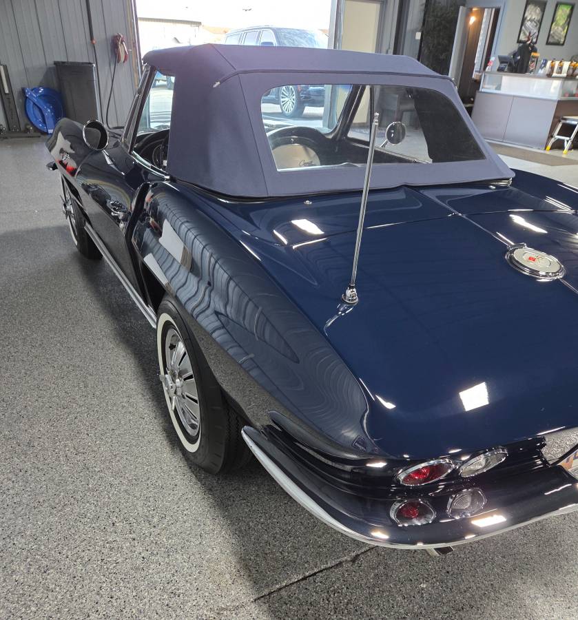Corvette-sting-ray-1964-blue-12