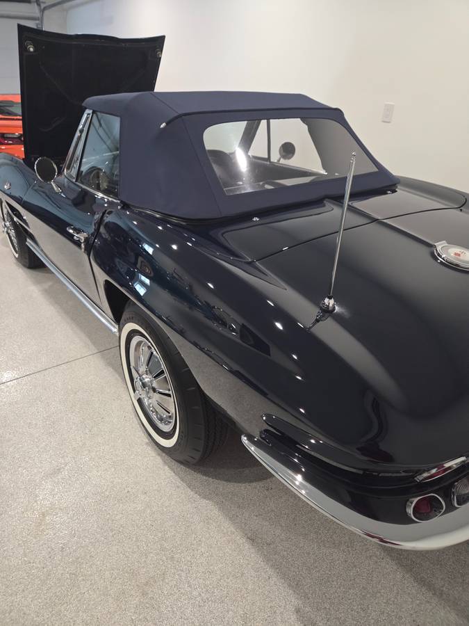 Corvette-sting-ray-1964-blue-18