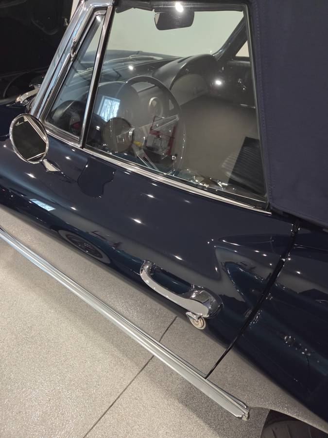 Corvette-sting-ray-1964-blue-4