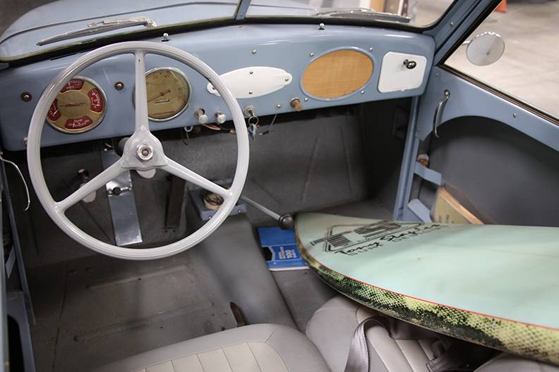 Crosley-convertible-1948-blue-1