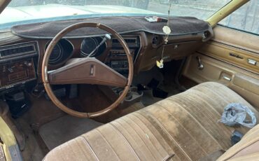 Cutlass-supreme-oldsmobile-1976-yellow-11