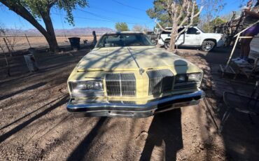Cutlass-supreme-oldsmobile-1976-yellow-2