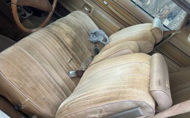 Cutlass-supreme-oldsmobile-1976-yellow-9