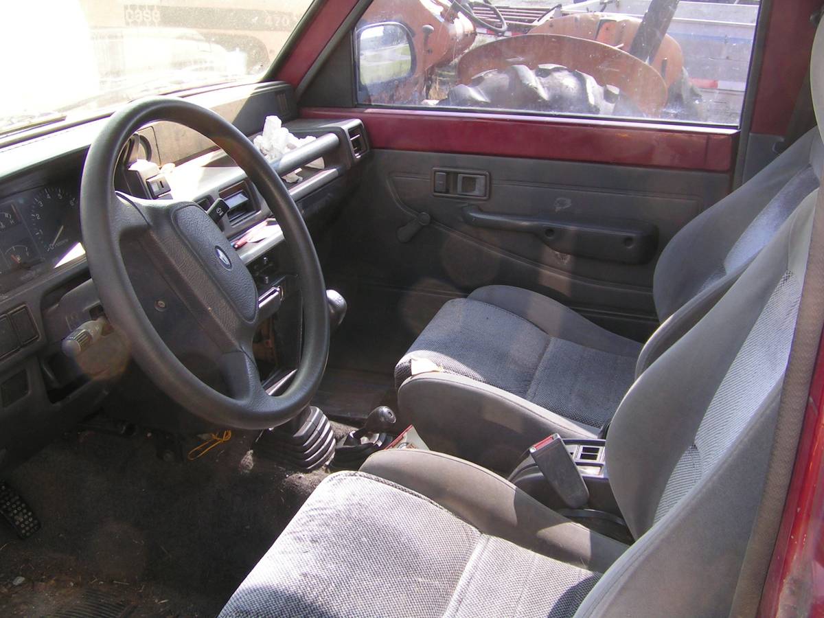 Daihatsu-rocky-1991-2