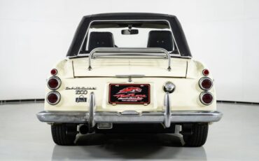 Datsun-1600-1968-Roadster-10