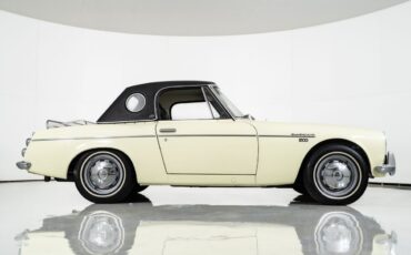 Datsun-1600-1968-Roadster-13