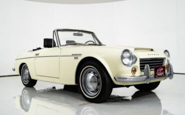 Datsun-1600-1968-Roadster-18