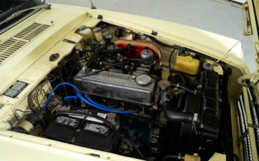 Datsun-1600-1968-Roadster-2