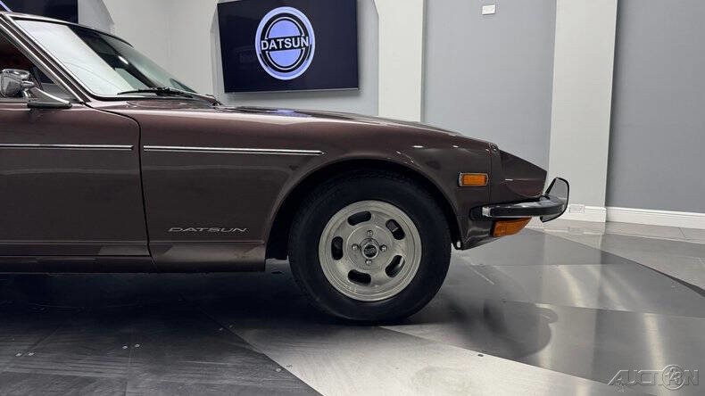 Datsun-240Z-1973-12