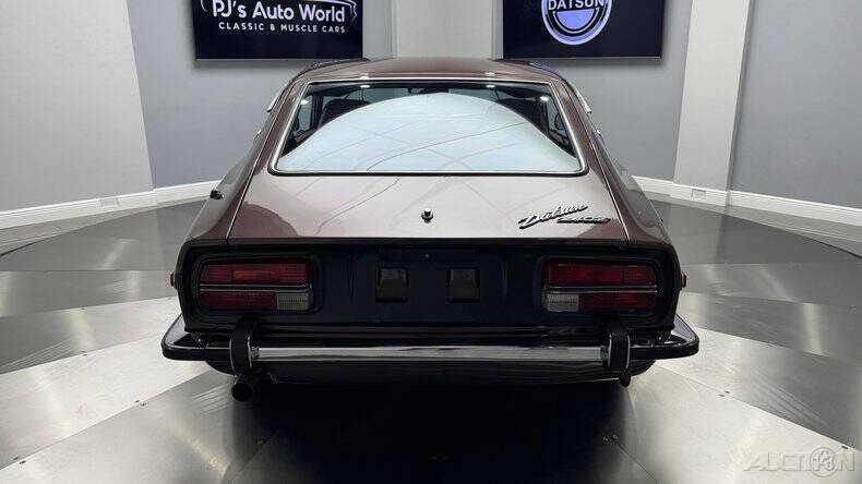 Datsun-240Z-1973-19