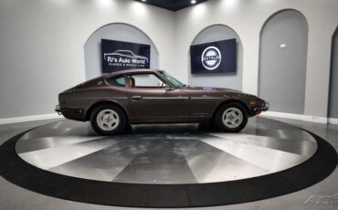 Datsun-240Z-1973-5