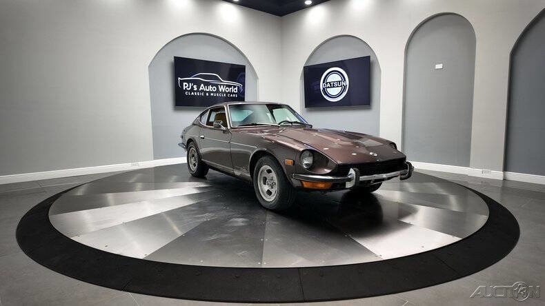 Datsun-240Z-1973-6