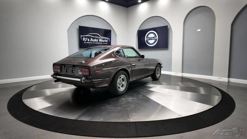 Datsun-240Z-1973-7