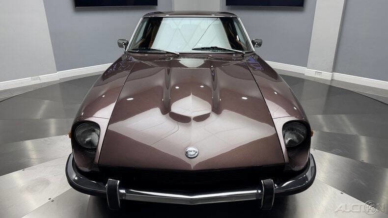 Datsun-240Z-1973-9