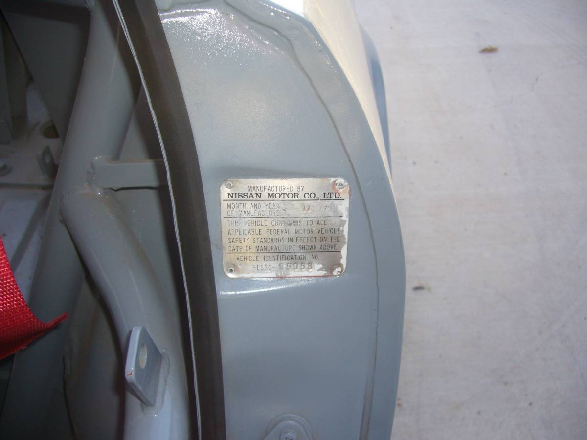 Datsun-240z-1970-grey-21