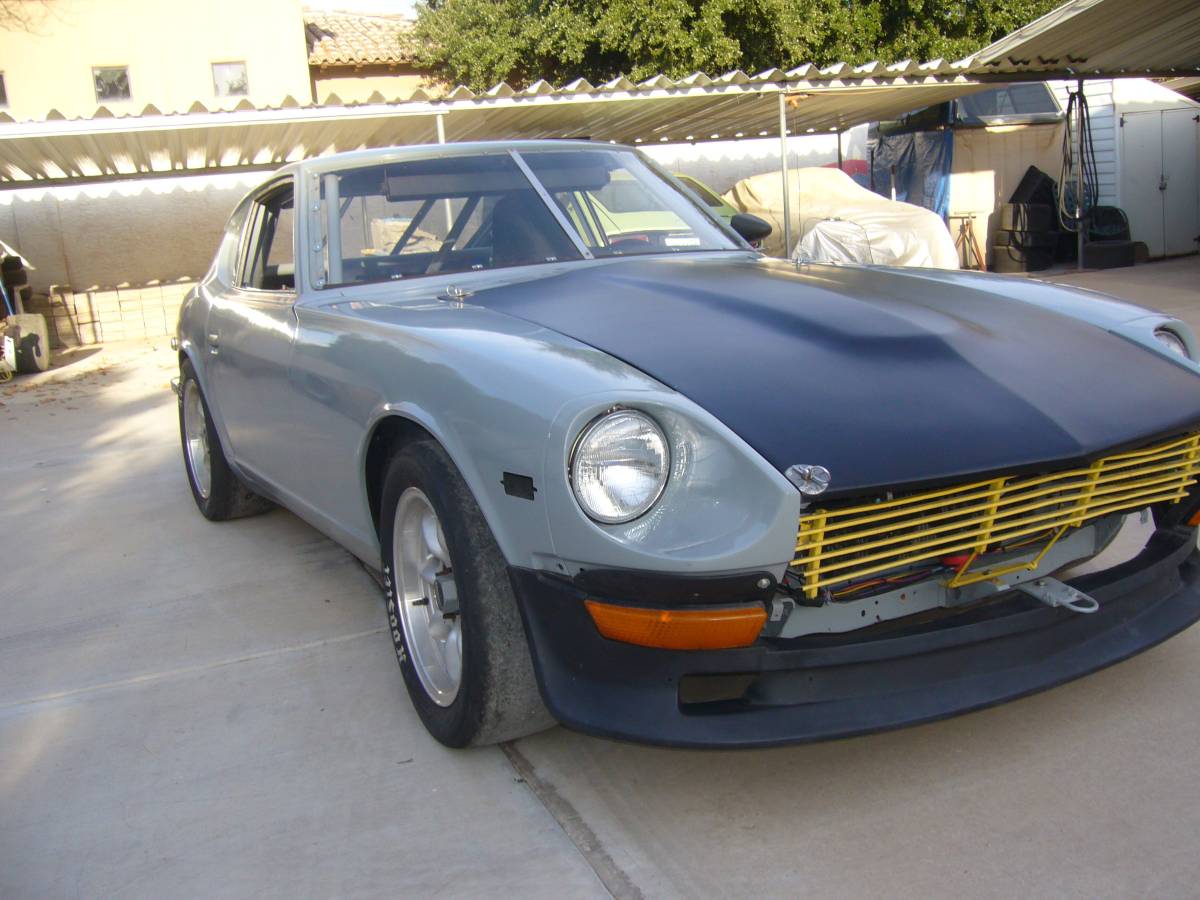 Datsun-240z-1970-grey-5