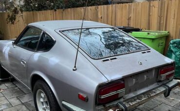 Datsun-240z-1971-silver-4