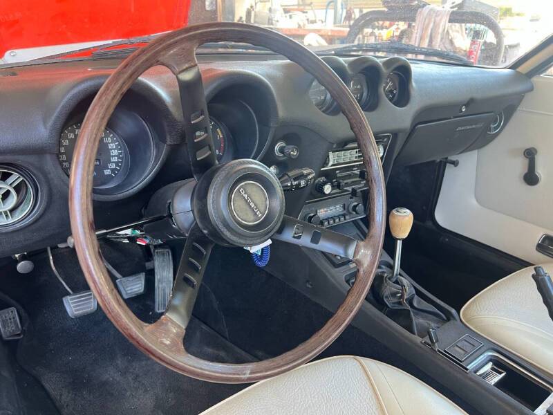 Datsun-240z-1972-15