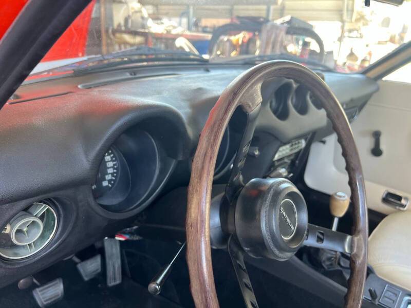 Datsun-240z-1972-18