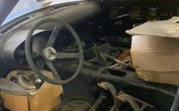 Datsun-240z-1974-grey-12