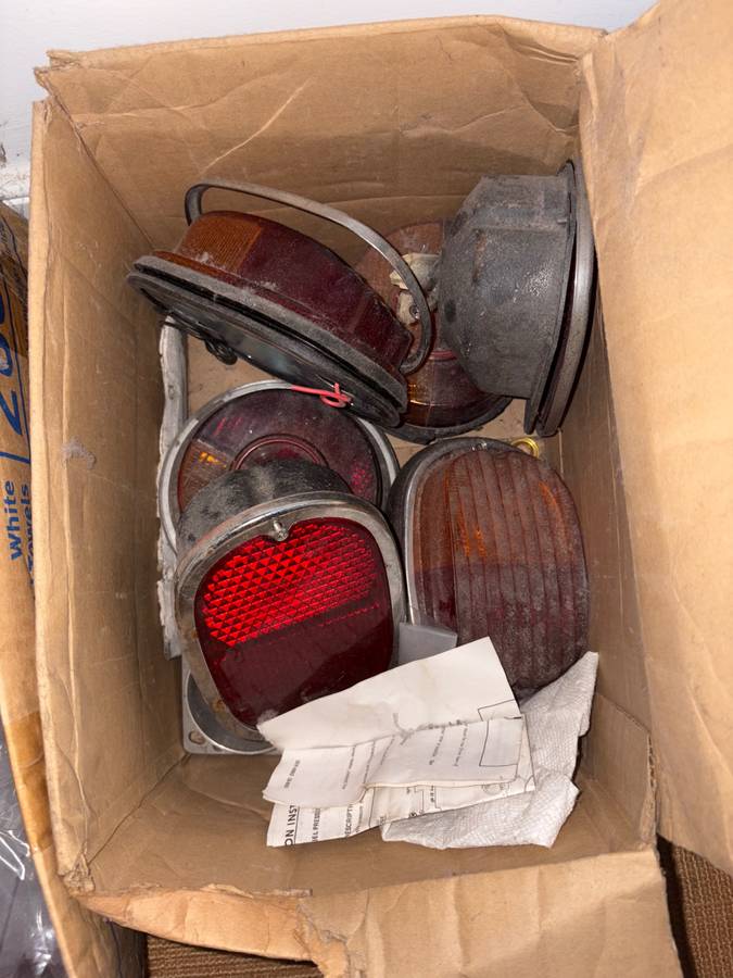 Datsun-240z-1974-grey-20