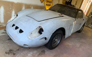 Datsun-240z-1974-grey