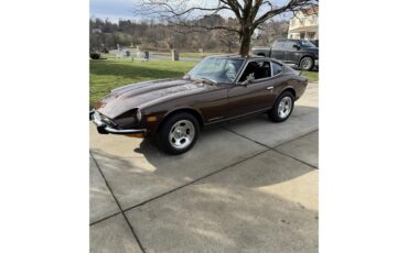 Datsun-260z-1974-Brown-Black-2